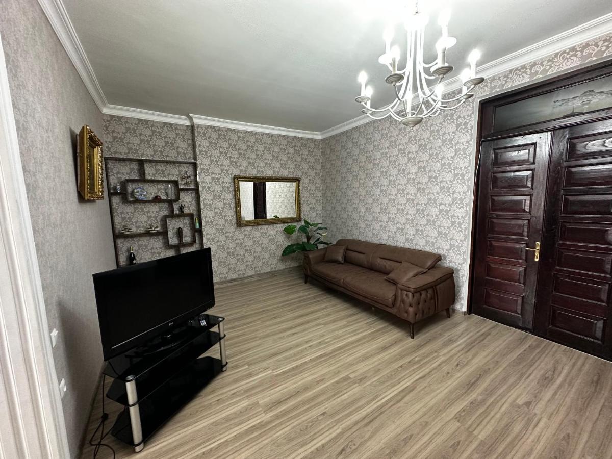 Heart Of Boulvard Apartment Батуми Екстериор снимка